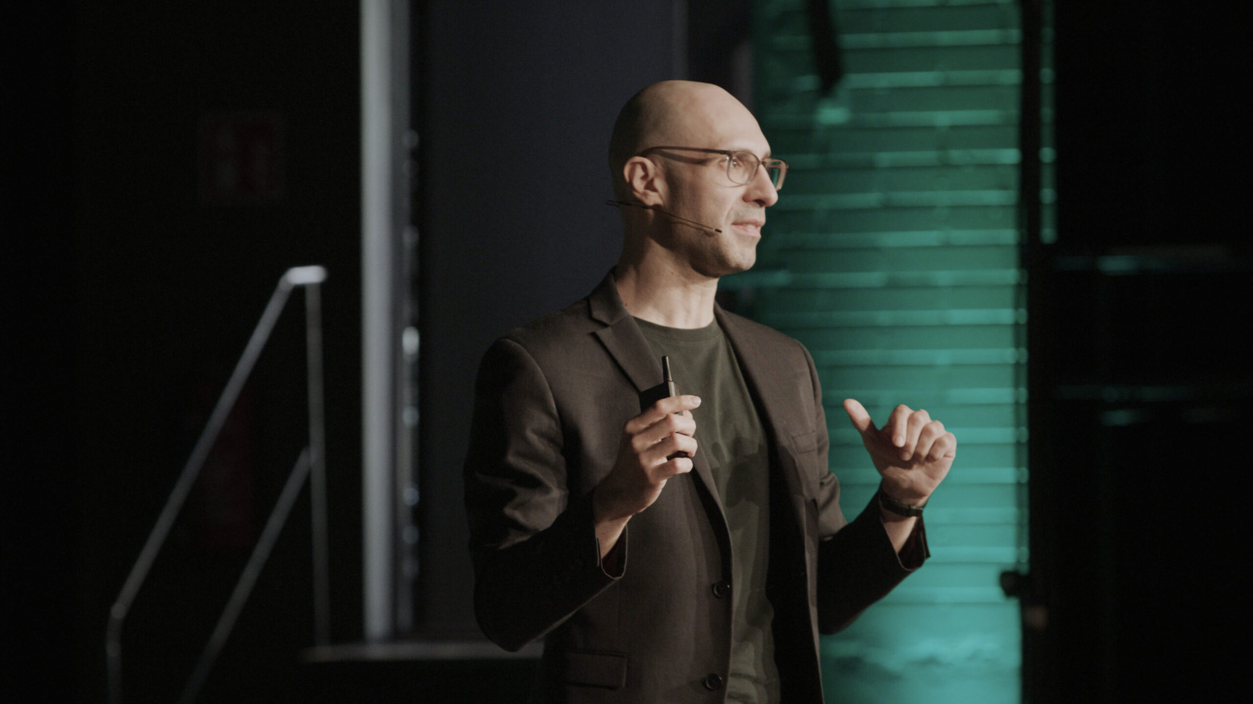 Private: Insights on AI and LLM models with Donato Capitella